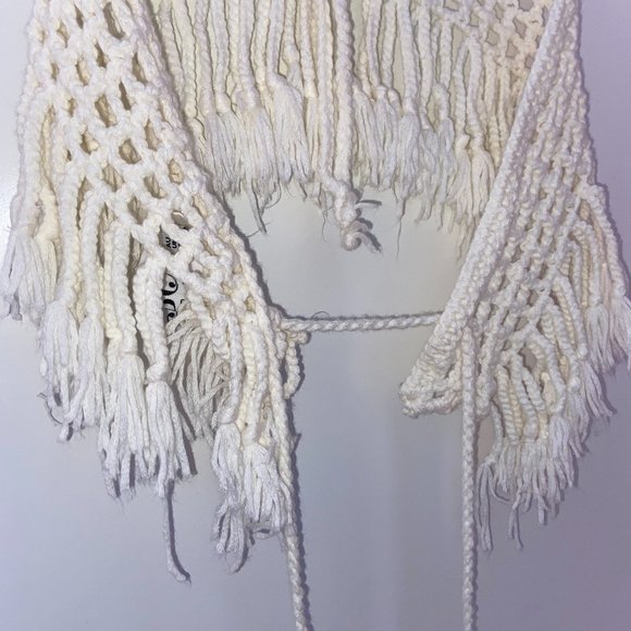 Sabo Skirt Two-Piece Crochet Bralette Set || White - Picture 6 of 16